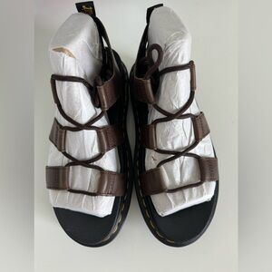 Dr Martens Nartila Brown Leather Gladiator Size 7 New